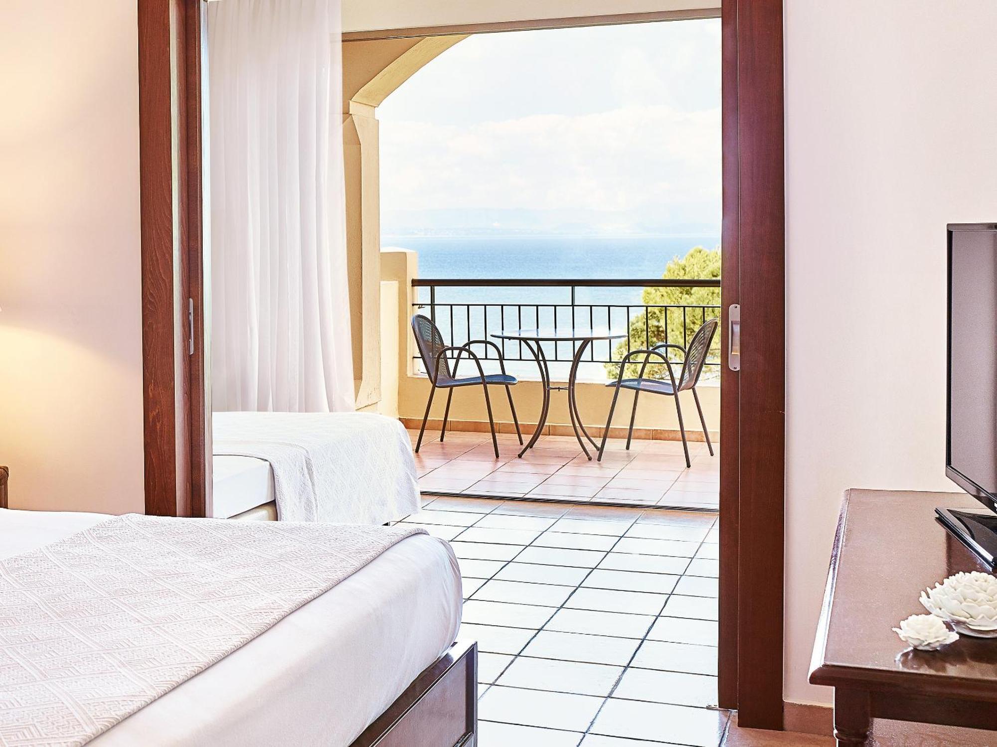 Grecotel Luxme Oasis At Riviera Olympia & Aqua Park Лутра-Киллинис Экстерьер фото