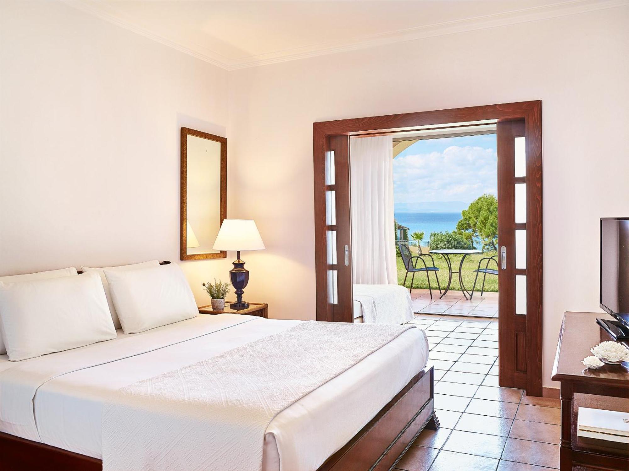 Grecotel Luxme Oasis At Riviera Olympia & Aqua Park Лутра-Киллинис Экстерьер фото