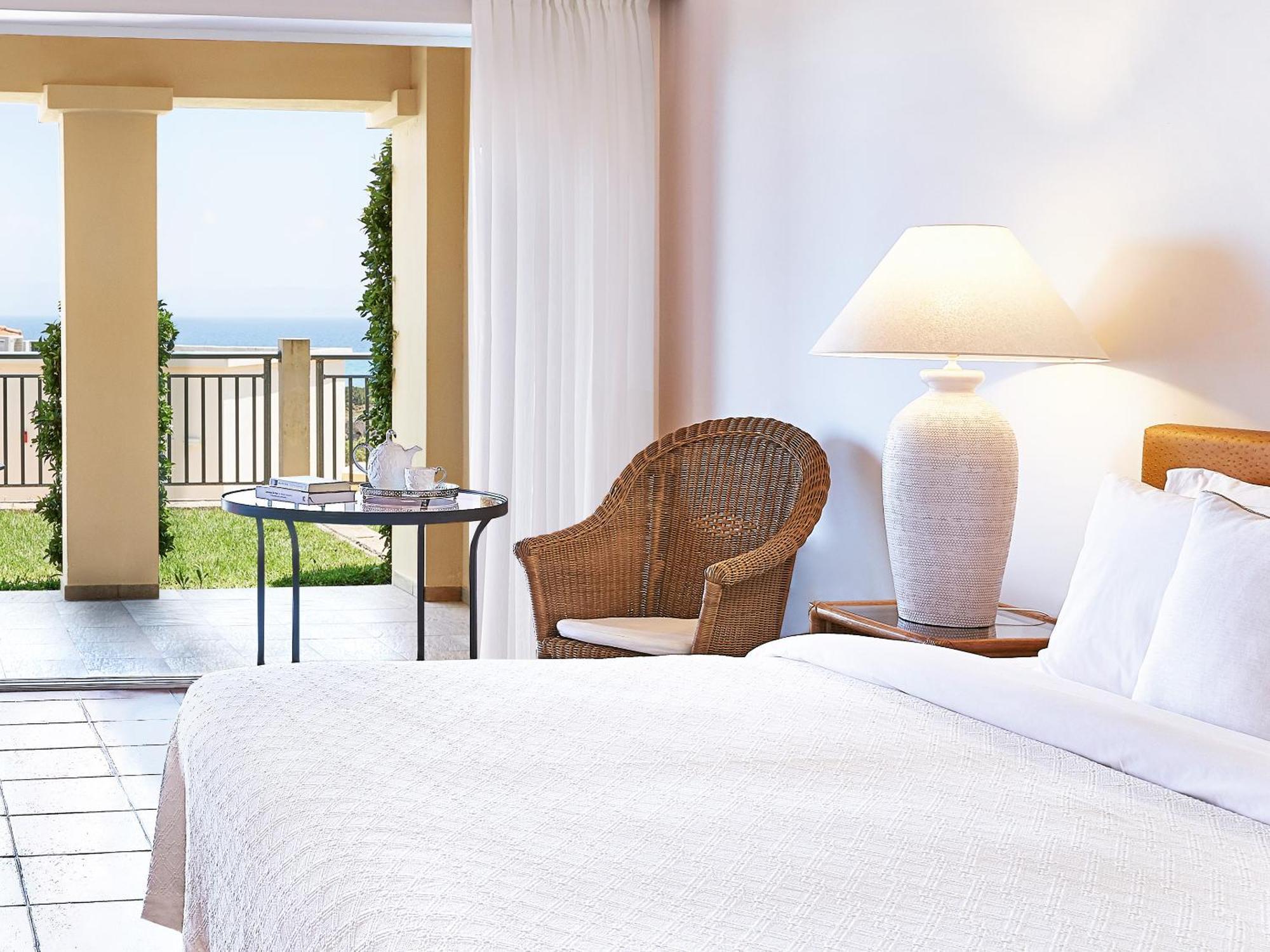 Grecotel Luxme Oasis At Riviera Olympia & Aqua Park Лутра-Киллинис Экстерьер фото