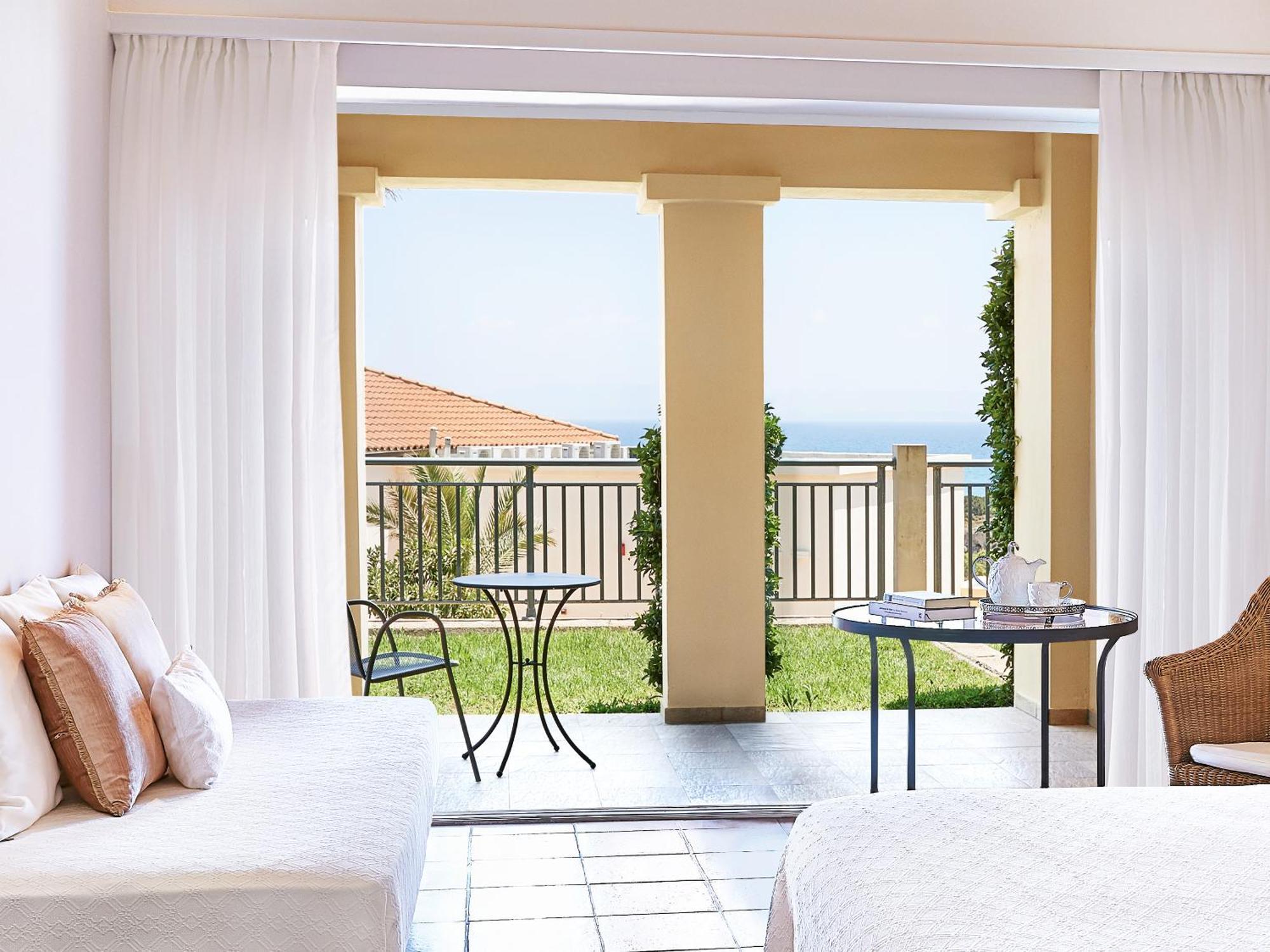 Grecotel Luxme Oasis At Riviera Olympia & Aqua Park Лутра-Киллинис Экстерьер фото