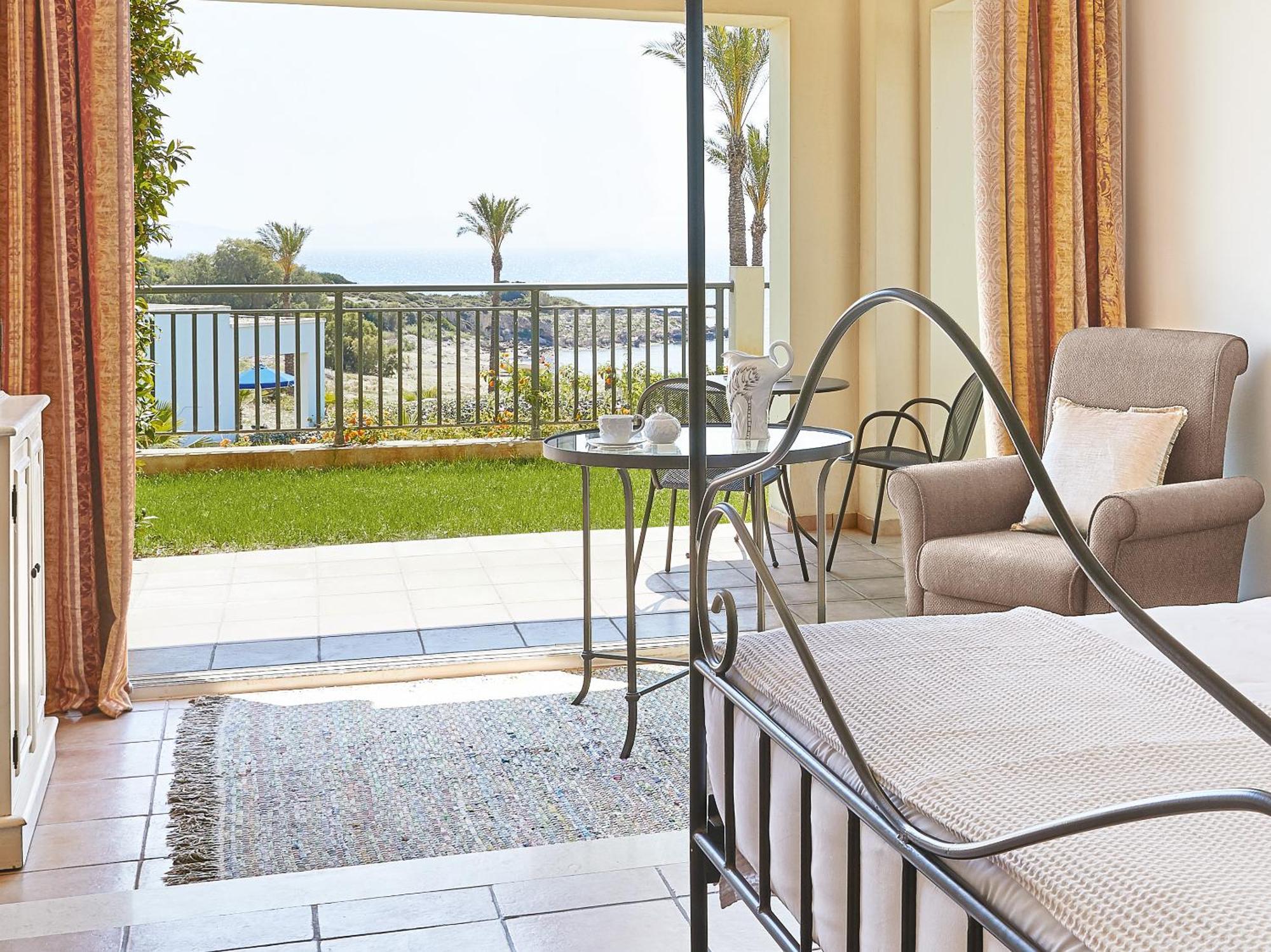 Grecotel Luxme Oasis At Riviera Olympia & Aqua Park Лутра-Киллинис Экстерьер фото