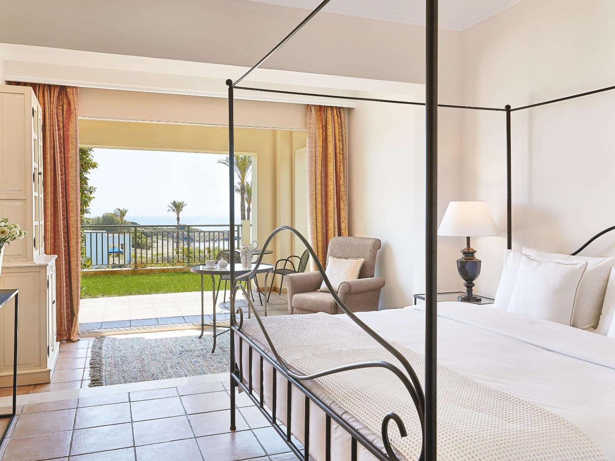 Grecotel Luxme Oasis At Riviera Olympia & Aqua Park Лутра-Киллинис Экстерьер фото