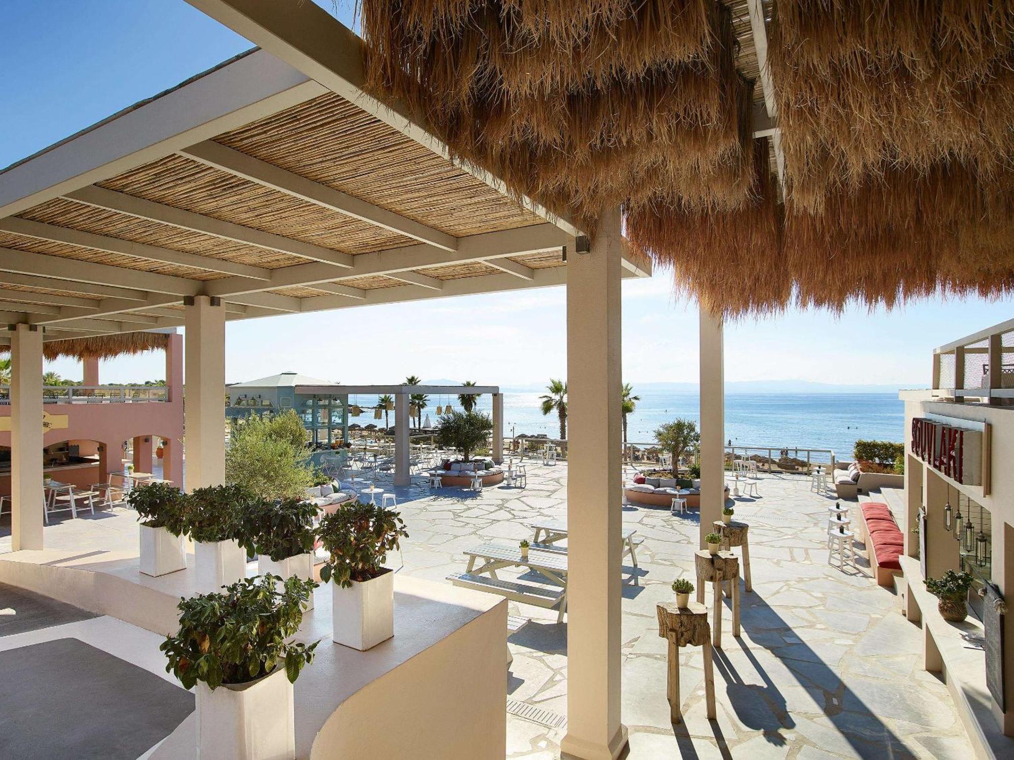 Grecotel Luxme Oasis At Riviera Olympia & Aqua Park Лутра-Киллинис Экстерьер фото